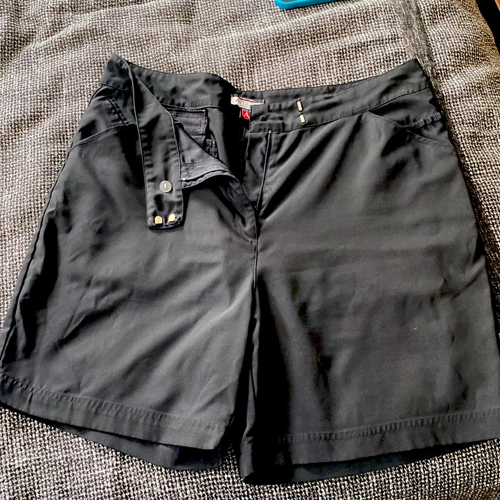 Antigua Desert Dry Womens Golf shorts
